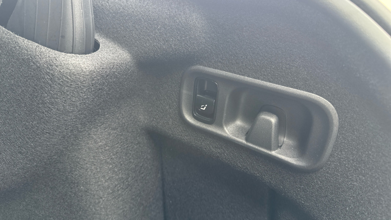 Mercedes-Benz C-Class C300 AMG Line Premium Plus 4dr 9G-Tronic Petrol Saloon